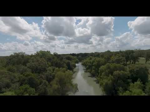 Lovers Lane Ranch — a riverside retreat